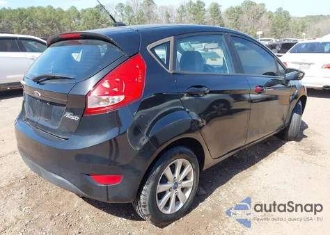 2013 Ford Fiesta Se z USA, uszkodzony, nr VIN 3FADP4EJXDM203153